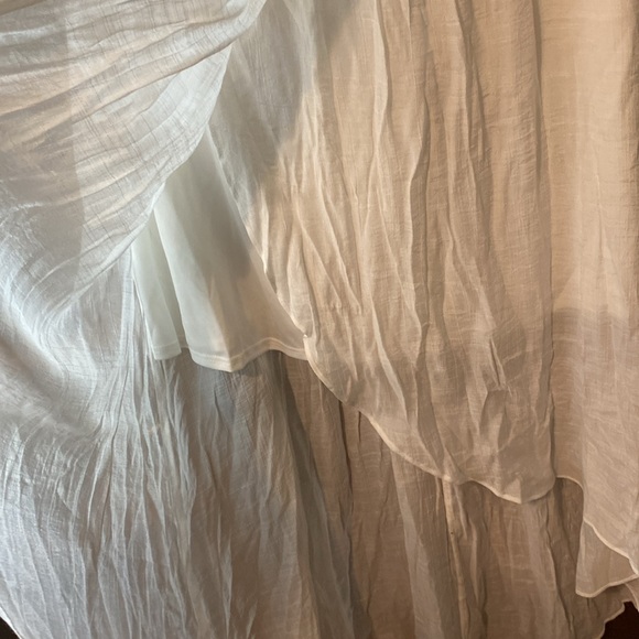 Brand new IZ Byer off white lace & linen hi-low dress with adjustable straps 😍 - Picture 9 of 12